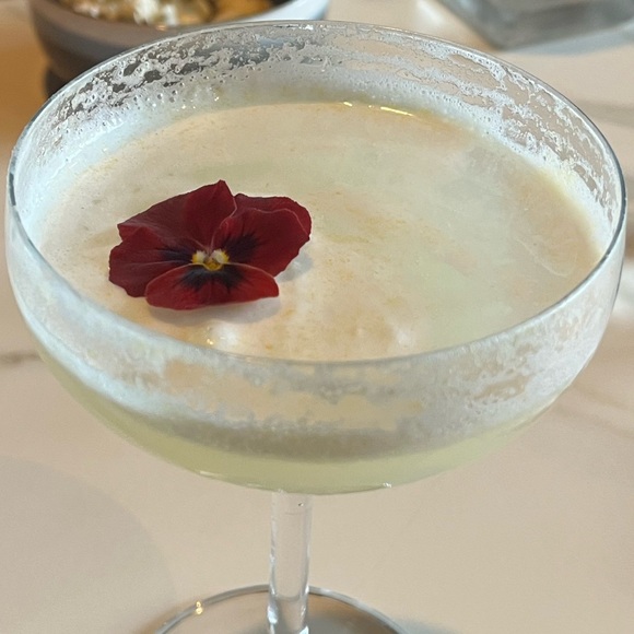 Meet your Posher, Tiffany - Picture 1 of 1